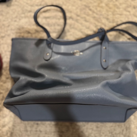 Selling shoes and bags - Picture 12 of 16